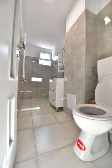 Luxury Studio / M Romancierilor Bucharest Luaran gambar